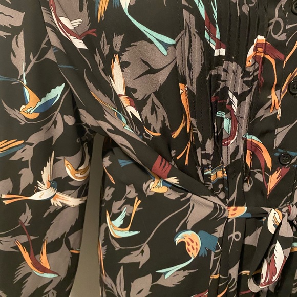 Melissa McCarthy for Seven7 Pintuck Blouse with Bird print - Picture 2 of 4